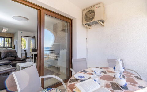 Bellavista i: Pièce, Propriété, Bâtiment, Design Intérieur, Meubles, Maison, Immobilier, Table, Sol, Architecture