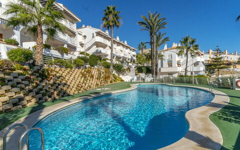 Aquamarina: Piscine, Propriété, Recours, Bâtiment, Immobilier, Ville Resort, Biens, Vacances, Ville, Bleu Azur