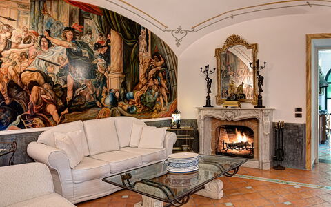 Palazzo Villa Dei Nobili: Propriété, Canapé, Cadre, Design Intérieur, Éclairage, Salon, Sol, Mur, Bois, Sol