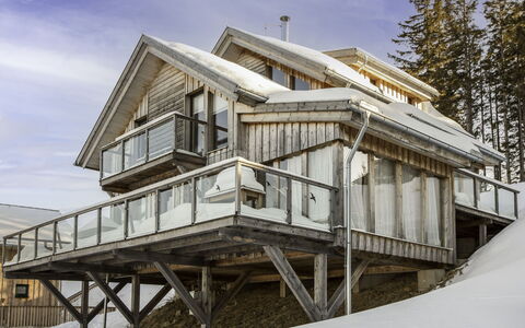 Panorama: Maison, Neige, L'Hiver, Propriété, Architecture, Domicile, Bâtiment, Toit, Siding, Immobilier