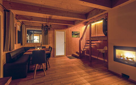 Panorama: Bâtiment, Propriété, Bois, Design Intérieur, Architecture, Mur, Salon, Sol, Chaise, Sol