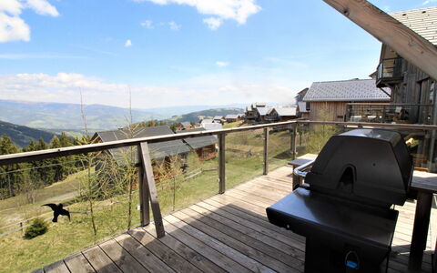 Panorama: Porche, Domicile, Pente, Chalet, Balcon, Balustrade, Plate-Forme, Clôture, Planche, Dur