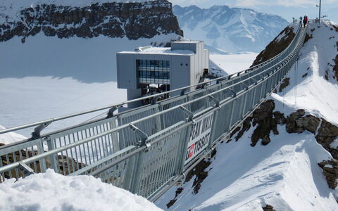 Dörfli: Ciel, Neige, Montagne, La Nature, Paysage Naturel, Pente, Maison, Bâtiment, Gelé, Zone Rurale