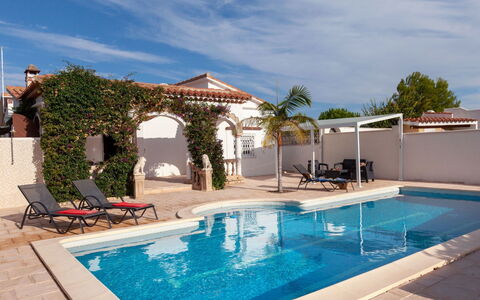 Villa del Capitan: Piscine, Propriété, Immobilier, Recours, Mobilier De Jardin, Bleu Azur, Tuile, Ombre, Balancelle