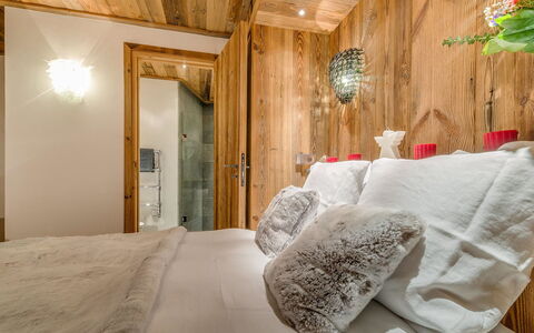 Denali: Propriété, Meubles, Confort, Bois, Bâtiment, Design Intérieur, Architecture, Sol, Sol, Mur