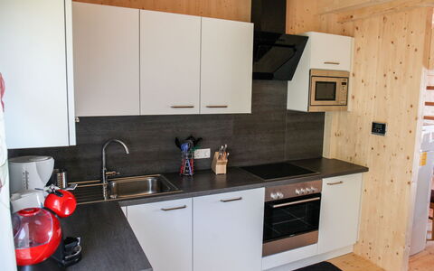 Klippitzrose: Cabinetry, Evier, Propriété, Comptoir, Évier, Robinet, Appareil De Cuisine, Cuisinière, Cuisine, Bâtiment