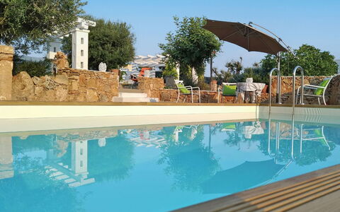 Villa Giunone: Piscine, Propriété, L'Eau, Immobilier, Parapluie, Bleu Azur, Aqua, Réflexion, Recours, Ombre