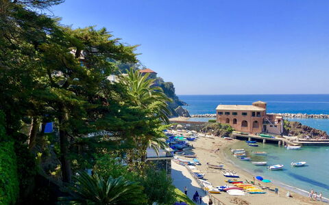 Luigina - Levanto: Plan D'Eau, Côte, Cotiers Et Relief Océaniques, Mer, Été, Plage, Recours, Rive, Attraction Touristique, Bateau