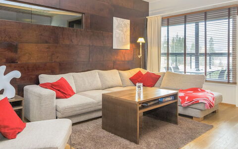 Tahko Spa Suites Orange a 8: Bois, L'Hiver, Neige, Domicile, Chalet, Gelé, Siding, Cabane En Rondins, La Glace