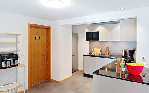 Belvedere: Design Intérieur, Meubles, Sol, Cuisine, Mur, Comptoir, Bois, Plafond, Sol, Cabinetry