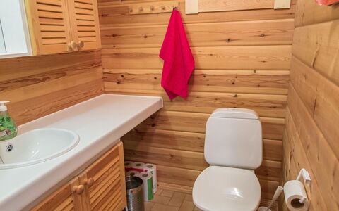 Ylläskuru D 2: Meubles, Design Intérieur, Sol, Sol, Bois, Table, Pièce, Plafond, Éclairage, Appartement
