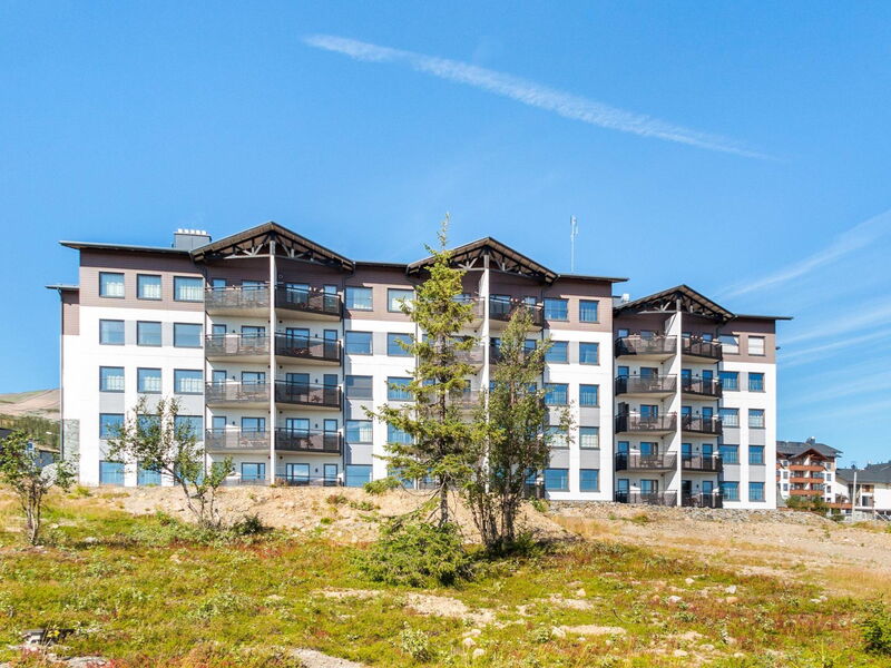 Nordic Chalet 9503