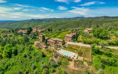 Borgo San Vincenti: View of the entire hamlet