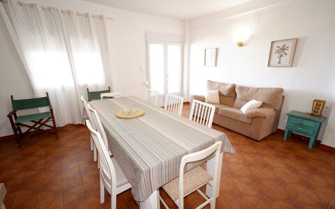 Casita Mar: Meubles, Sol, Sol, Design Intérieur, Bois, Table Cuisine Et Salle A Manger, Table, Salle À Manger, Chaise, Pièce