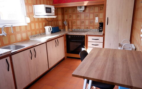 Casita Mar: Cuisine, Appareil De Cuisine, Principaux Appliance, Comptoir, Bois, Sol, Meubles, Evier, Design Intérieur, Sol