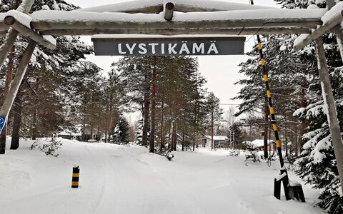 Villa Lystikämä: Zone Rurale, Station De Montagne, Village, Chaîne De Montagnes, Vallée, Village De Montagne, Alpes, Eco Hôtel, Balcon, Hôtel