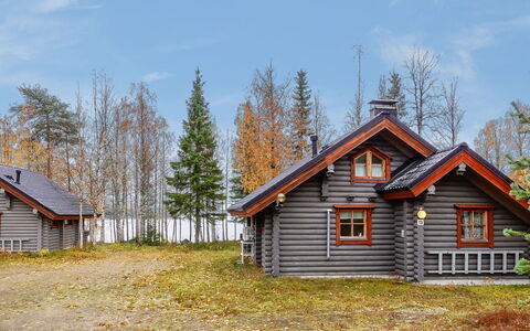 Lomaväinö 13: Bois, Chalet, Cabane En Rondins, Forêt, Cabanon, Batiments Jardin, Mélèze, Des Bois, Tache De Bois