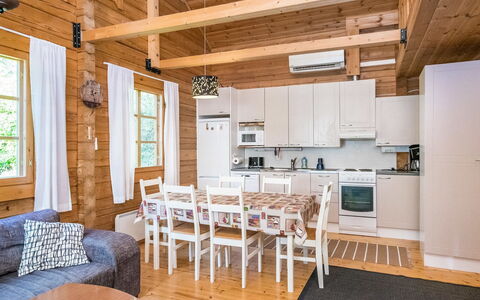 Miilu: Zone Rurale, Station De Montagne, Village, Chaîne De Montagnes, Vallée, Village De Montagne, Alpes, Eco Hôtel, Balcon, Hôtel