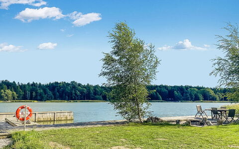 Kirsikkaranta 1: Herbe, Arbre, Banque, Plaine, Lac, Prairie, Réservoir, Parc, Pelouse, Vélo