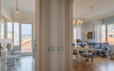 Logement:&nbsp;Pieds dans L'Eau 2 607.2