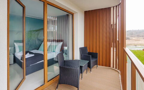 Resorts Kołobrzeg: Bâtiment, Meubles, Confort, Plante, Bois, Ombre, Design Intérieur, Sol, Architecture