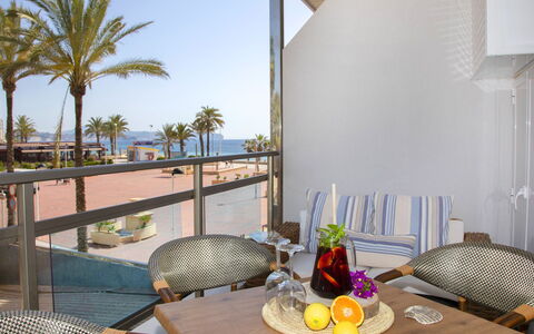 Calpe Calp 478: L'Eau, Plante, Bâtiment, Jour, Propriété, Ciel, Piscine, Bleu Azur, Arbre, Plan D'Eau