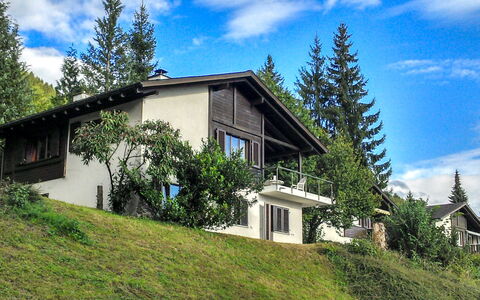 Gommiswald: Nuage, Ciel, Plante, Bâtiment, Fenêtre, Arbre, Paysage Naturel, Maison, Lot Terre, Pente
