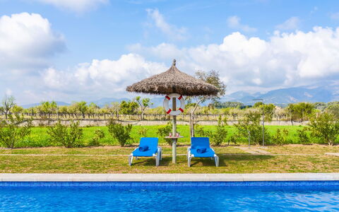 Son Bordoi: L'Eau, Plante, Nuage, Ciel, Propriété, Bleu, Bleu Azur, Piscine, Paysage Naturel, Mobilier De Jardin