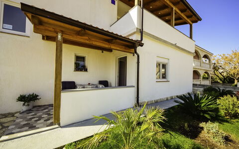 Vir 127: Plante, Bâtiment, Ciel, Fenêtre, Ombre, Maison, Lot Terre, Architecture, Bois, Chalet