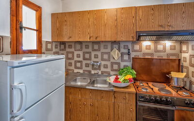 Querceto 201.2: Cabinetry, Comptoir, Propriété, Meubles, Bâtiment, Cuisine, Appareil De Cuisine, Cuisinière, Bois, Tiroir