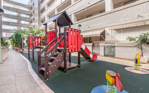 Trebol i: Familiale, Appartement, Véhicule De Luxe, Mid-Taille Car, Parking, Sedan, Voiture Compacte, City Car