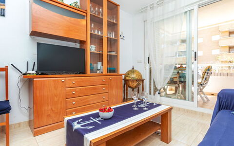 Trebol i: Familiale, Appartement, Véhicule De Luxe, Mid-Taille Car, Parking, Sedan, Voiture Compacte, City Car