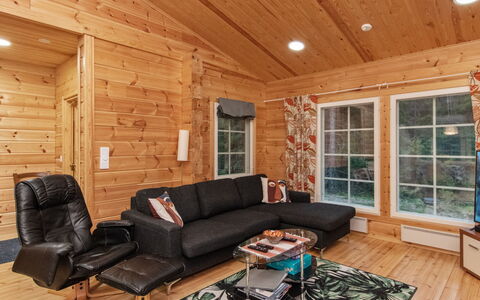 Kaitaranta: Bois, Chalet, Cabane En Rondins, Forêt, Cabanon, Batiments Jardin, Mélèze, Des Bois, Tache De Bois
