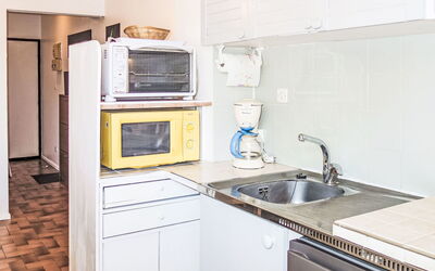 Le Liberté 580.8: Design Intérieur, Principaux Appliance, Cuisine, Sol, Comptoir, Meubles, Sol, Appareil De Cuisine, Évier, Pièce
