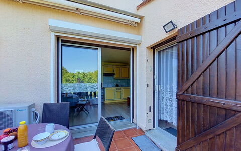 Tennis Résidence: Appartement, Architecture, Zone Résidentielle, Condominium, Composite, Design Urbain, Balcon, Usage Mixte, Ombre