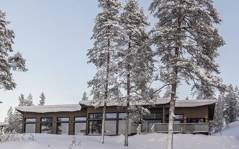 Villa Kallas: Balcon, Appartement, Ombre, Verre, Condominium, Balustrade, Porche, Daylighting, Plate-Forme, Mobilier De Jardin