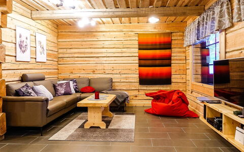 Kiviniemi: Zone Rurale, Station De Montagne, Village, Chaîne De Montagnes, Vallée, Village De Montagne, Alpes, Eco Hôtel, Balcon, Hôtel
