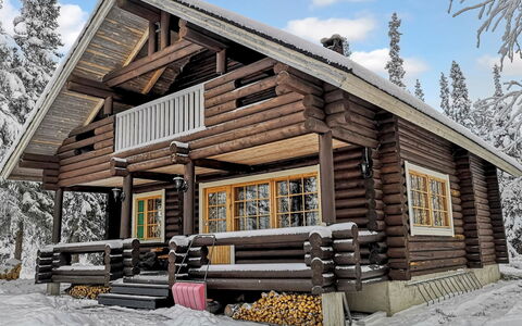 Luppokero: Zone Rurale, Station De Montagne, Village, Chaîne De Montagnes, Vallée, Village De Montagne, Alpes, Eco Hôtel, Balcon, Hôtel