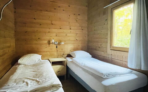 De Brenkberg: Bois, Chambre, Lit, Sol, Sol, Drap De Lit, Plafond, Literie, Meubles, Cadre De Lit
