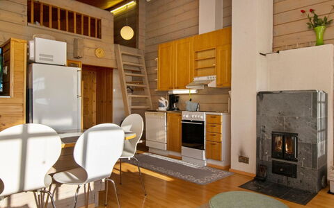 Gasthalla a Paritalo: Zone Rurale, Station De Montagne, Village, Chaîne De Montagnes, Vallée, Village De Montagne, Alpes, Eco Hôtel, Balcon, Hôtel