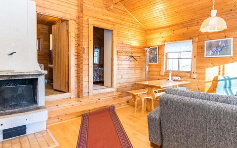 Ukkoloma B Paritalo: Zone Rurale, Station De Montagne, Village, Chaîne De Montagnes, Vallée, Village De Montagne, Alpes, Eco Hôtel, Balcon, Hôtel