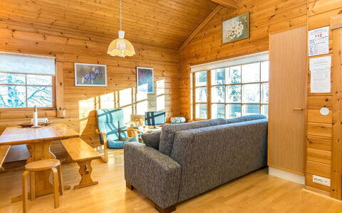 Ukkoloma B Paritalo: Zone Rurale, Station De Montagne, Village, Chaîne De Montagnes, Vallée, Village De Montagne, Alpes, Eco Hôtel, Balcon, Hôtel