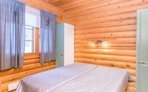 Karhunpesä a: Zone Rurale, Station De Montagne, Village, Chaîne De Montagnes, Vallée, Village De Montagne, Alpes, Eco Hôtel, Balcon, Hôtel