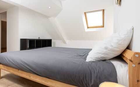 La Grève: Meubles, Sol, Chambre, Sol, Design Intérieur, Lit, Bois, Parquet, Pièce, Domicile