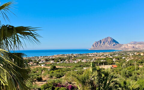 Le Palme: L'Eau, Ciel, Plante, Propriété, Bleu Azur, Arbre, Paysage Naturel, Cotiers Et Relief Océaniques, Montagne, Arecales