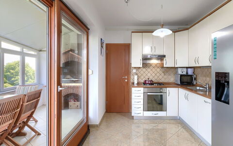 Matej: Meubles, Cabinetry, Comptoir, Design Intérieur, Bois, Cuisine, Architecture, Fenêtre, Salon, Tache De Bois