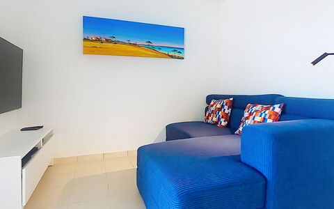 Les Grenadines: Bleu, Meubles, Appartement, Sol, Canapé, Salon, Canapé-Lit, Accoudoir, Table Basse