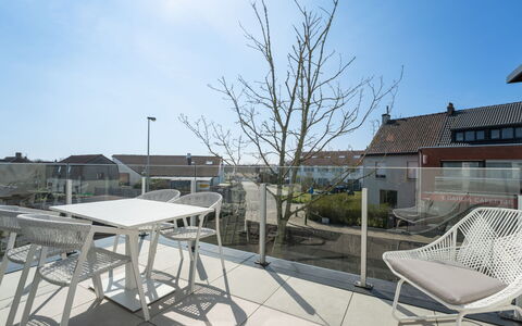 Bredene 482: Chaise, Mobilier De Jardin, Appartement, Balcon, Daylighting, Table Cuisine Et Salle A Manger, Tableau De Plein Air, Aluminium, Patio, Plante D'Appartement