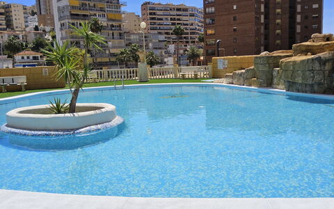 Atrium Iii Centro Mar: Piscine, Zone Résidentielle, Design Urbain, Établissements Humains, Domicile, Biens, Appartement, Recours, Condominium, Hacienda