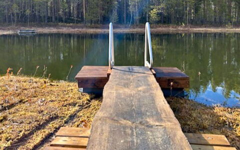 Villa Adalmina: L'Eau, Environnement Naturel, Bois, Banque, Quai, Cours D'Eau, Réflexion, Forêt, Lac, Planche